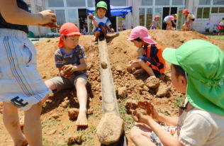 認定こども園　中島幼稚園わくわく保育園