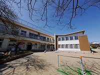 認定こども園あそびの森金鵄幼稚園（金鵄有明学園）